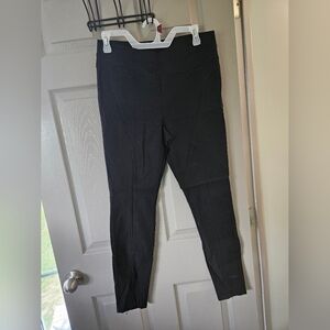 Skinny mid rise black pants medium